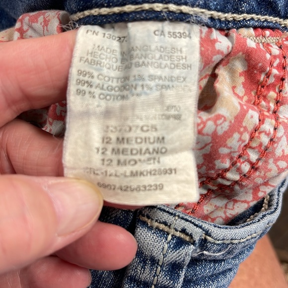 Lee Slender Secret Embellished Denim Capris Size 12M - Picture 10 of 10